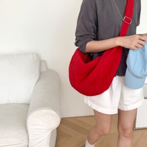 百褶紋輕量休閒包